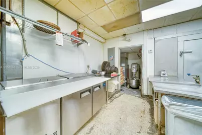 Pizzeria Restaurant For Sale in South Miami, South Miami, FL 33143 - Photo 18