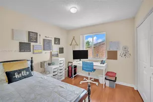 1058 Tupelo Way, Weston, FL 33327 - Photo 32
