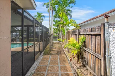 2917 McKinley St, Hollywood, FL 33020 - Photo 36