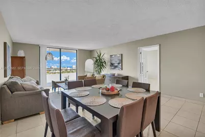 2500 Parkview Dr #2411, Hallandale Beach, FL 33009 - Photo 16
