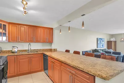2500 Parkview Dr #2411, Hallandale Beach, FL 33009 - Photo 8