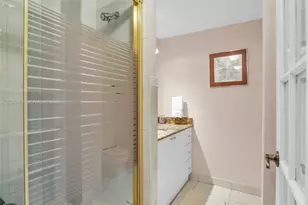 2500 Parkview Dr, Hallandale Beach, FL 33009 - Photo 12