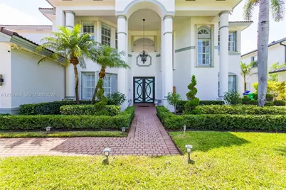 4918 SW 195th Ter, Miramar, FL 33029 - Photo 2