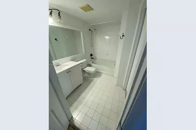 5085 NW 7th St #810, Miami, FL 33126 - Photo 6