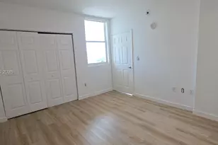 120 SW 8th Ave, Miami, FL 33130 - Photo 4