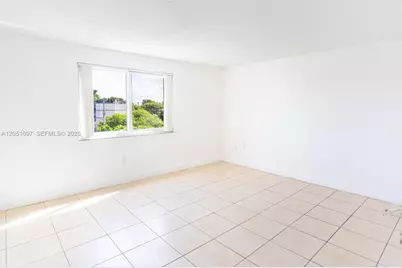 6950 Miami Gardens Dr #2-501, Hialeah, FL 33015 - Photo 28