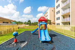 6950 Miami Gardens Dr, Hialeah, FL 33015 - Photo 12