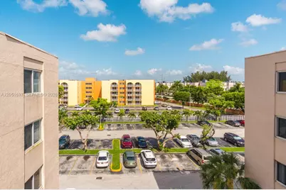6950 Miami Gardens Dr #2-501, Hialeah, FL 33015 - Photo 18