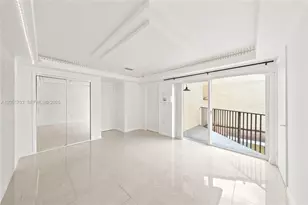 9674 Fontainebleau Blvd, Miami, FL 33172 - Photo 32