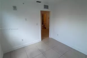 829 SW 18th Ave, Miami, FL 33135 - Photo 10