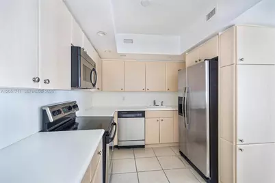 5600 Collins Ave #7J, Miami Beach, FL 33140 - Photo 10