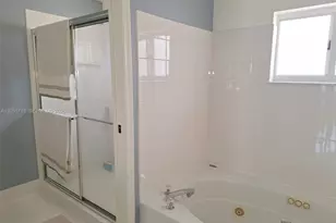 10241 NW 52nd Terrace, Doral, FL 33178 - Photo 12