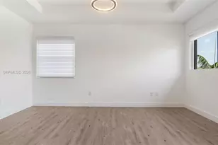 8900 NW 161st Terrace, Miami Lakes, FL 33018 - Photo 28