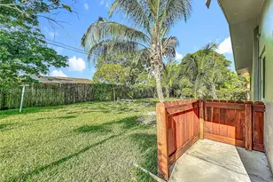 700 NE 25th St, Pompano Beach, FL 33064 - Photo 14