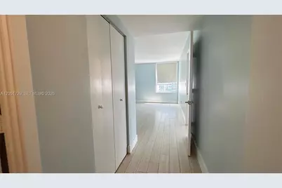 2899 Collins Ave #724, Miami Beach, FL 33140 - Photo 10