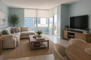 2899 Collins Ave, Miami Beach, FL 33140 - Photo 1