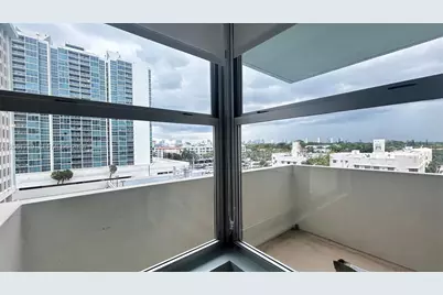 2899 Collins Ave #724, Miami Beach, FL 33140 - Photo 16