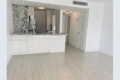 2899 Collins Ave #724, Miami Beach, FL 33140 - Photo 22