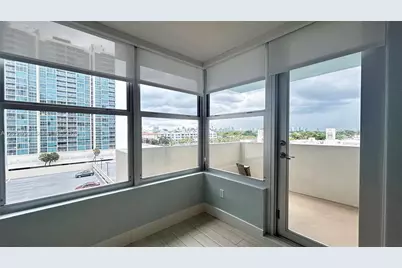 2899 Collins Ave #724, Miami Beach, FL 33140 - Photo 14