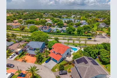 8611 SW 207th Ter, Cutler Bay, FL 33189 - Photo 4