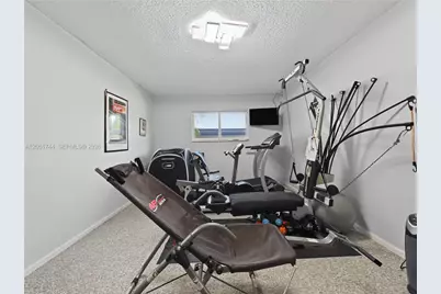 9720 E Calusa Club Dr, Miami, FL 33186 - Photo 26