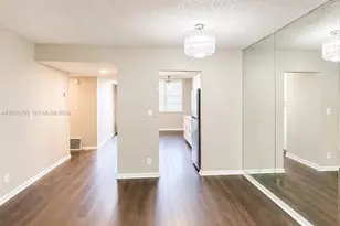 250 Jacaranda Dr, Plantation, FL 33324 - Photo 8