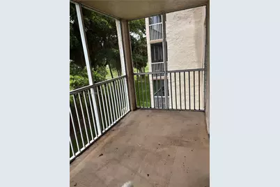 250 Jacaranda Dr #302, Plantation, FL 33324 - Photo 22