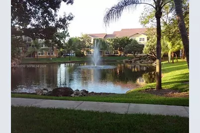 8821 Wiles Rd #107, Coral Springs, FL 33067 - Photo 4