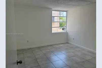 10801 SW 109th Ct #D203, Miami, FL 33176 - Photo 14