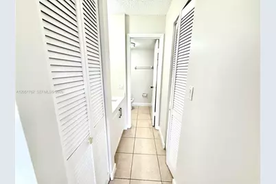 5765 W 25th Ct #402, Hialeah, FL 33016 - Photo 8