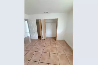 1990 NW 183rd St #11, Miami Gardens, FL 33056 - Photo 4