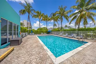 1555 N Treasure Dr, North Bay Village, FL 33141 - Photo 28