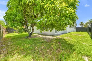 3432 SW 63rd Way, Miramar, FL 33023 - Photo 32