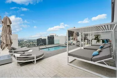 1010 Brickell Ave #1403, Miami, FL 33131 - Photo 2