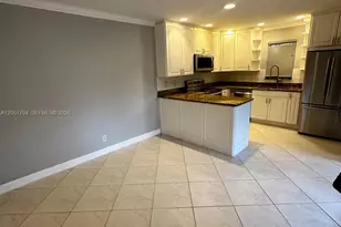 7671 W Courtyard Run W, Boca Raton, FL 33433 - Photo 6