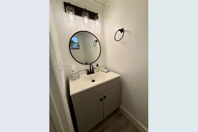 17000 NW 67th Ave #130, Hialeah, FL 33015 - Photo 10