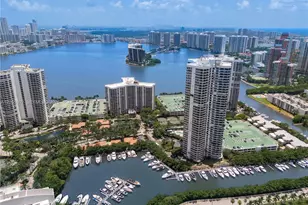 3600 Mystic Pointe Dr, Aventura, FL 33180 - Photo 30