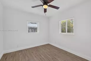 540 NE 61st St, Oakland Park, FL 33334 - Photo 4