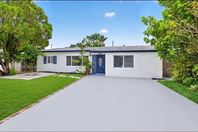 540 NE 61st St #-, Oakland Park, FL 33334 - Photo 1