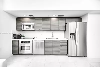421 Meridian Ave #15, Miami Beach, FL 33139 - Photo 4