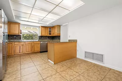 8744 SW 176th Ter, Palmetto Bay, FL 33157 - Photo 10