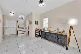 16138 Emerald Cove Rd, Weston, FL 33331 - Photo 2