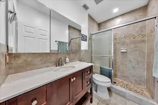 16138 Emerald Cove Rd, Weston, FL 33331 - Photo 12