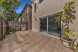 16138 Emerald Cove Rd, Weston, FL 33331 - Photo 20