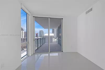 1010 SW 2nd Ave #1003, Miami, FL 33130 - Photo 16
