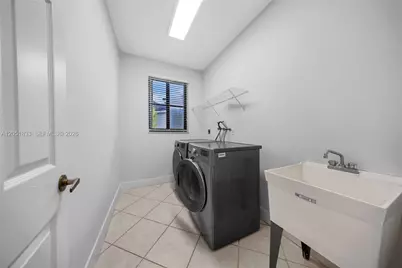 1538 Tamarind Ct #0, Weston, FL 33327 - Photo 34