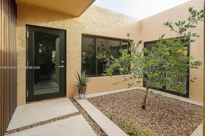 7441 Bay Hill Dr #7441, Hialeah, FL 33015 - Photo 28