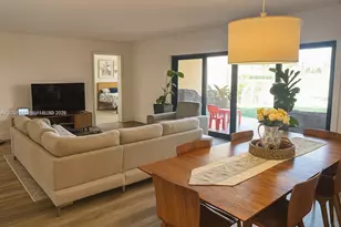7441 Bay Hill Dr, Hialeah, FL 33015 - Photo 26