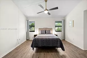 19996 NE 5th Ct, Miami, FL 33179 - Photo 32