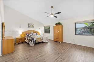 19996 NE 5th Ct, Miami, FL 33179 - Photo 26
